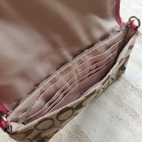 Coach Mini Pink & Tan Purse - Picture 4 of 5